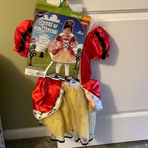 Queen of hearts Halloween costume